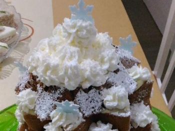 Pandoro farcito con crema chantilly